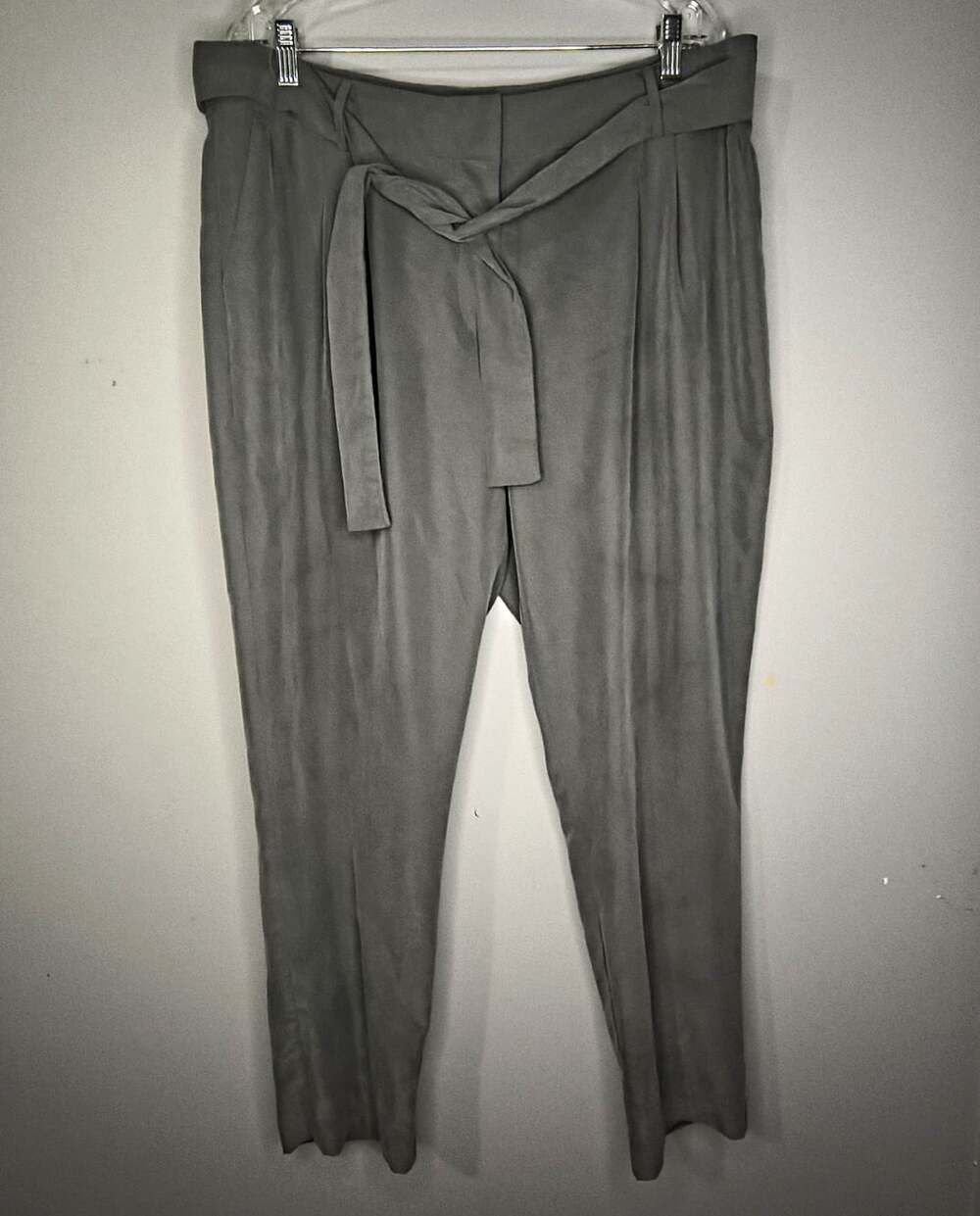 The Limited High Rise Pleated Tapered Dress Pants Gray Satin Modal Pockets 16